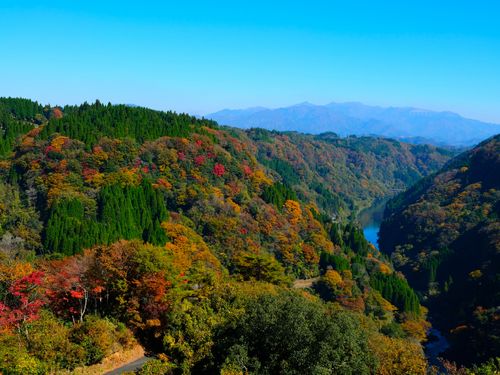 “九州のグランドキャニオン”と呼ばれる蘇陽峡。山都町には絶景がたくさんあります。