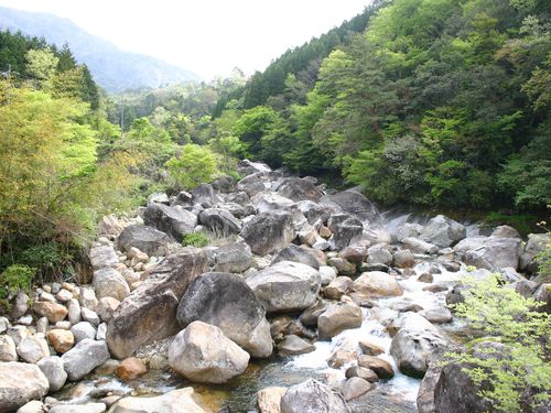 鹿川渓谷