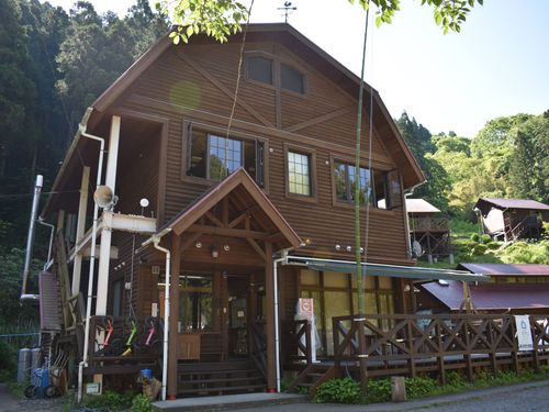 コミュニティの基点となる「石鎚ふれあいの里」