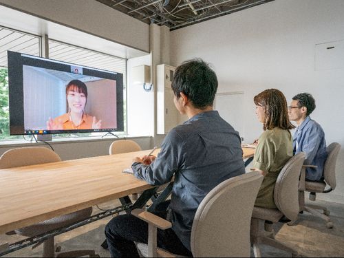 オンラインで打ち合わせをすることも