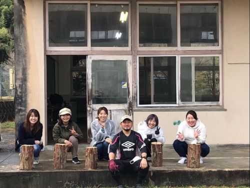 大工さんに教えていただきながらトーチ作りも！