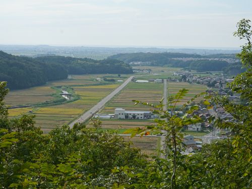 「暮らし体験の家」が立地する里山エリア