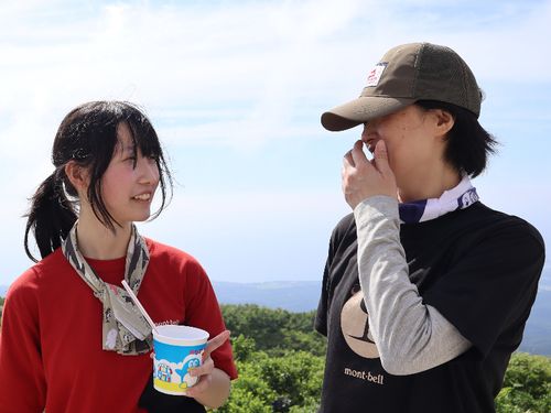 登山好きの親子さんが鳥海山登山体験