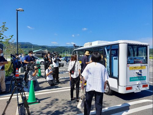 震災伝承活動を目的とした復興祈念公園周辺を巡る自動運転実験