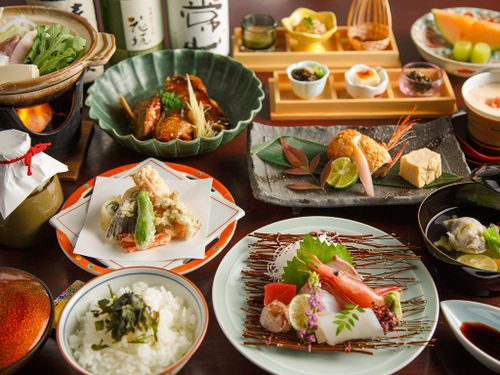 築100年の料理店で食す美しい旬の味覚