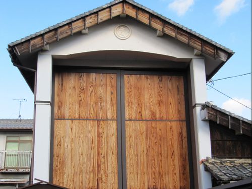 曳山蔵