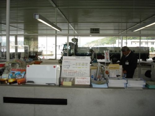 直島町観光協会の窓口。
