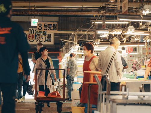 市場の雰囲気を大切にしています！