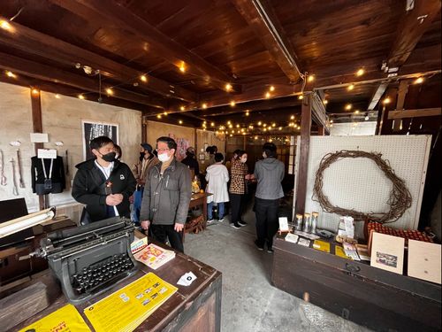 空き家を使った展示イベント
