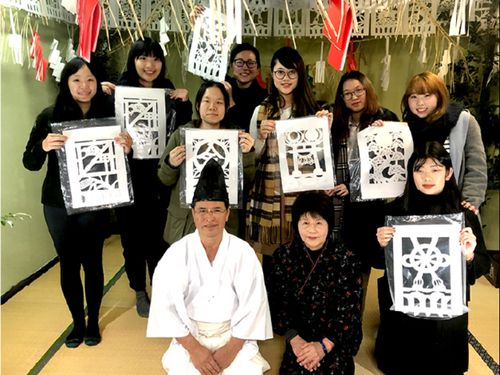 神楽の飾り（掘り物）作り体験