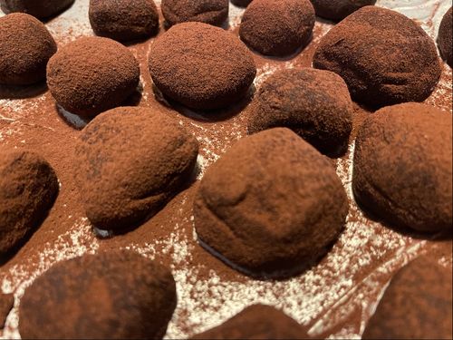 酒粕の生チョコトリュフ（試作）