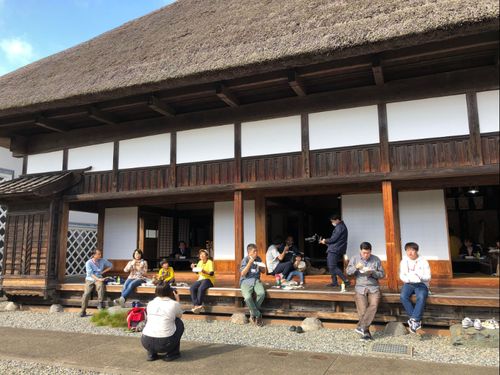 陸前高田には移住者がたくさん。（移住者交流会の様子）