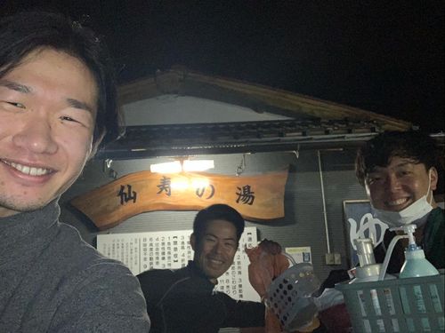 シェアハウスだからこそ、住人同士の趣味もシェアするので、一緒に温泉に行ったりも