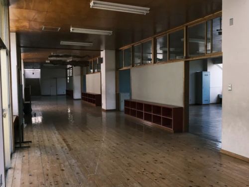 廃校となっている那須町旧大沢小学校の利活用を進めています