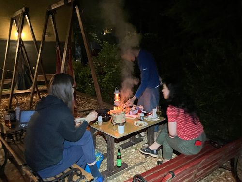 山桜のグリルで燻製BBQ