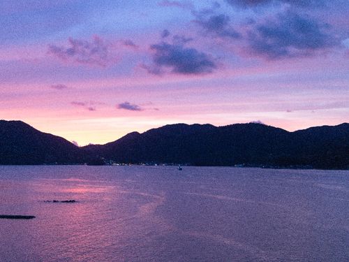 日本海を望む美しい牧歌的な夕焼け