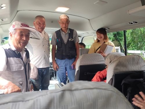 交流する村民の方々（7/1~2実施のツアーの様子）