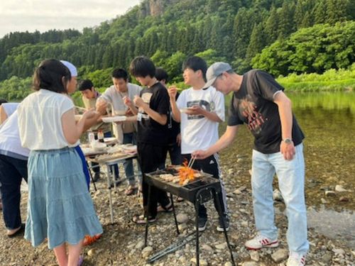寮生みんなでBBQ。地域の方もお呼びしました！