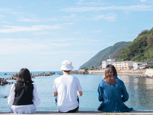 海でぼんやりと過ごすのもあり