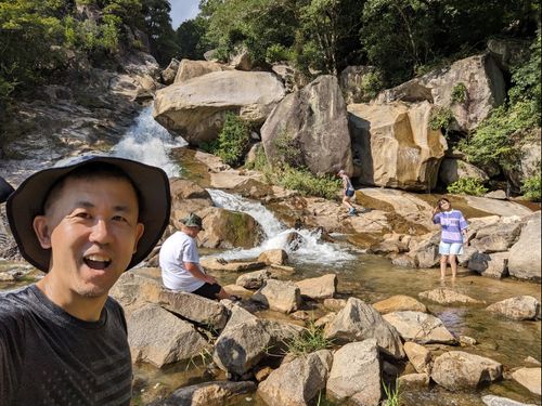 オフは川遊びや登山などのアクティビティを満喫中！