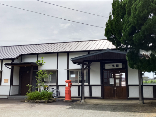 JR駅舎とお試し暮らし住宅が一体になった #さんちゃんち