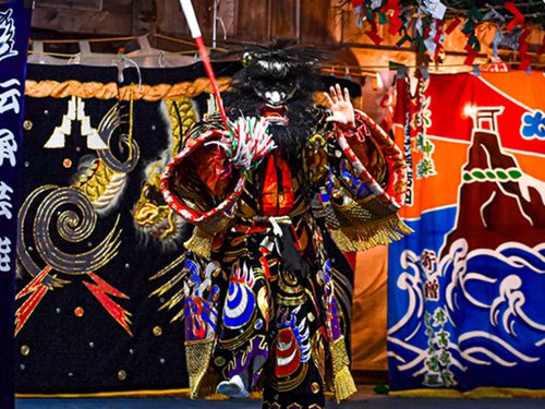 移住農家が地域の伝統芸能「神楽」に参加！