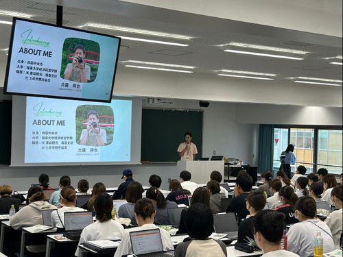 先輩協力隊は、愛媛大学の観光文化論でゲスト講師を務めました