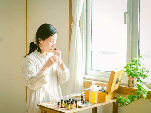 第3期生の塚本あずささん。昨年11月に卒業し、現在は自宅件店舗のリラクゼーションサロンを経営している。