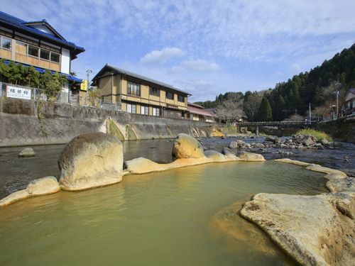 世界屈指の炭酸が豊富にある温泉地「長湯温泉」