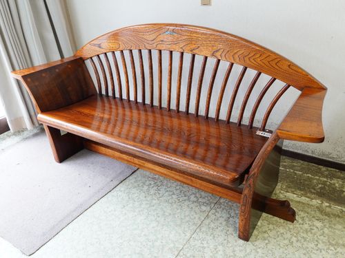 「山口家具」の製品です