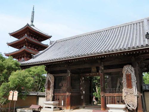 四国霊場86番札所の志度寺（さぬき市）