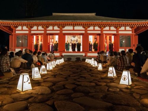 磐梯山慧日寺でのライトアップイベントの様子