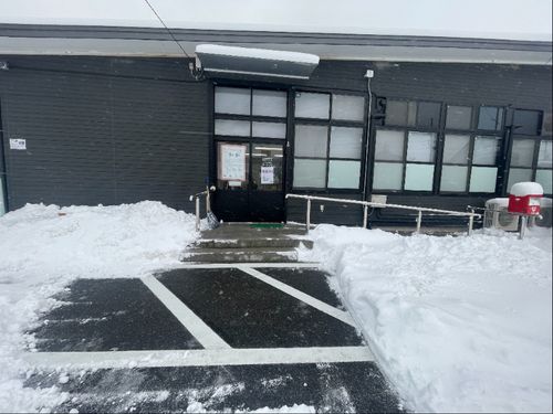 冬はたまに雪かきもあります！