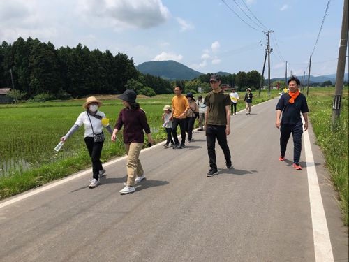 楽しくおしゃべりしながらのお散歩も！
