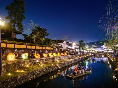 現在の倉敷美観地区（夜の様子）