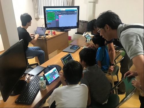 スキルを活かしてプログラミング教室を開催