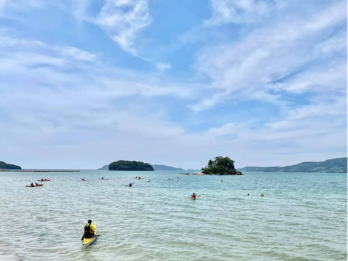 透明度抜群の海へ