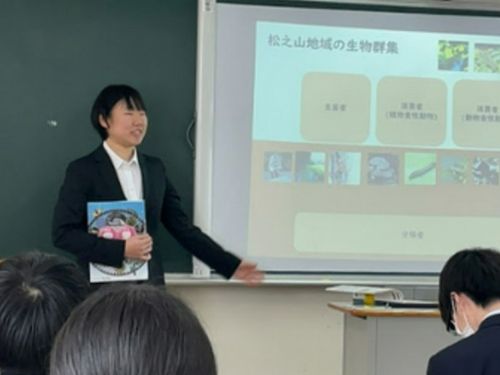 ゆきぐに探究委員会で高校で授業をする様子！