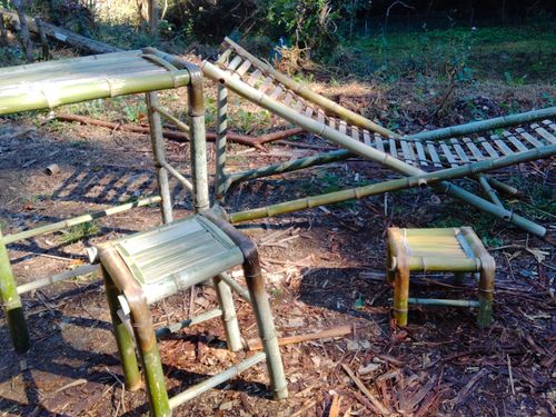 自給自足に欠かせない自作の竹工芸品