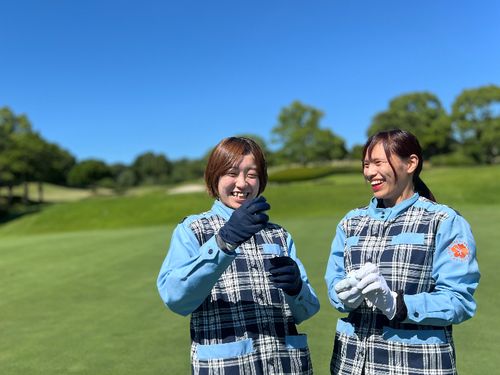 キャディーの味波さんと藤田さん