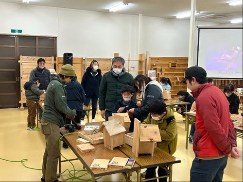 小学生を対象とした木箱づくり体験会