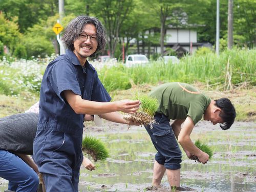 田んぼの手植え体験！