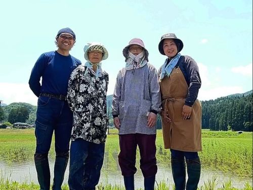 農家さんが丹精込めて作った新米、是非味わってください！