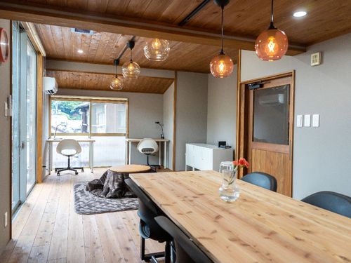 滞在施設「灯すラボ実験室A」で快適な有田ライフを！