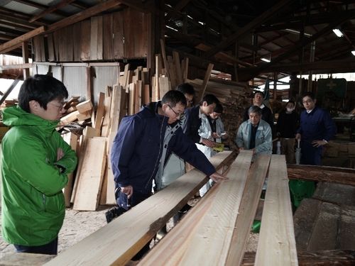 川上～川下の関係者で木材の最適な使途を決定