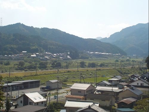高台から見える周辺の風景
