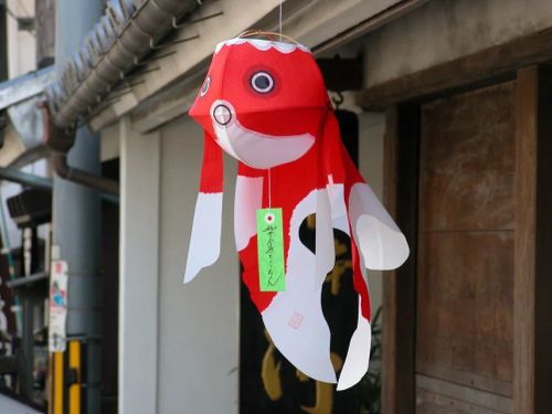 つぶらな瞳がなんともかわいい「柳井金魚ちょうちん」