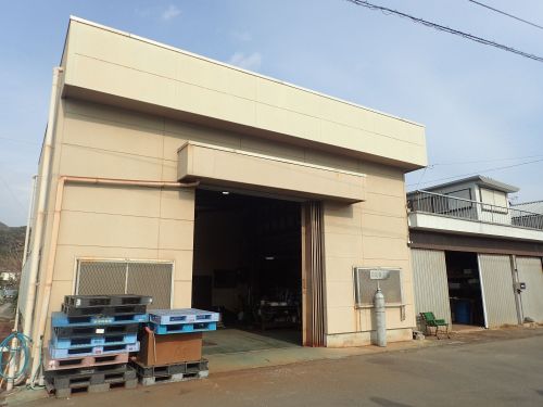 工場の外観