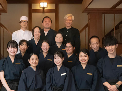 いつでも元気で笑顔なスタッフ