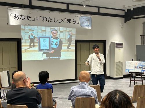 メンバーの個性あふれるプレゼンを聞いて伝えることの魅力を再発見することも！